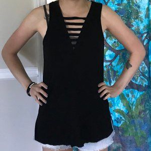 American Eagle, black tank!